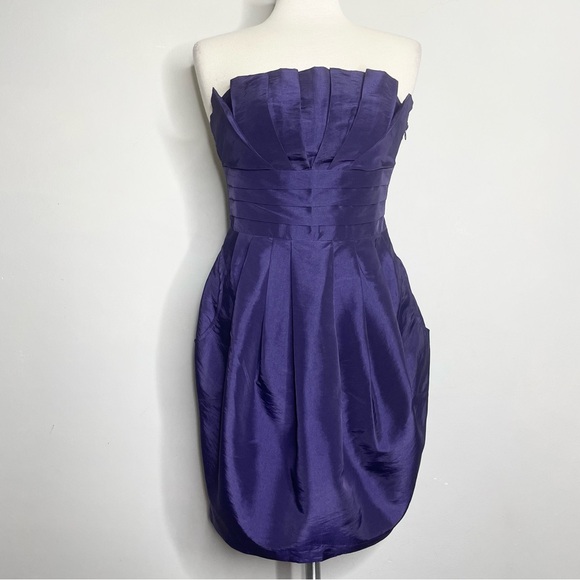 ROMEO & JULIET COUTURE Strapless Pleated Cocktail Mini Dress - Picture 1 of 8